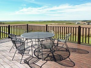 Outdoor dining - Schoolhill Croft, Ellon (Ellon)