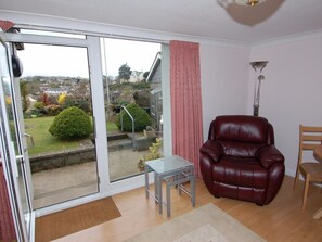 Interior - Garden View, Kingskerswell (Kingskerswell)