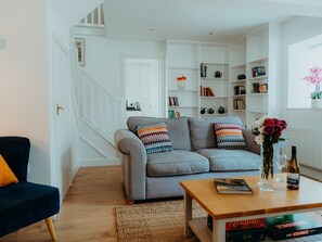 Living area - The Coach House Barn, Dorrington (Shrewsbury)
