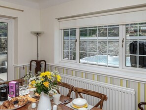 Dining - Abbey Lodge, Llandudno, Conwy. (Llandudno)