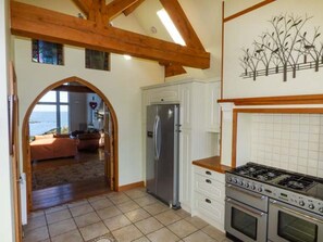 Dishwasher - Glan Y Mor: Beachfront Gem (Amlwch)