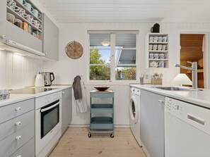 House | Interior - 4 Star Holiday Home in Farvang (Farvang)