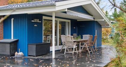 4 Star Holiday Home in Farvang