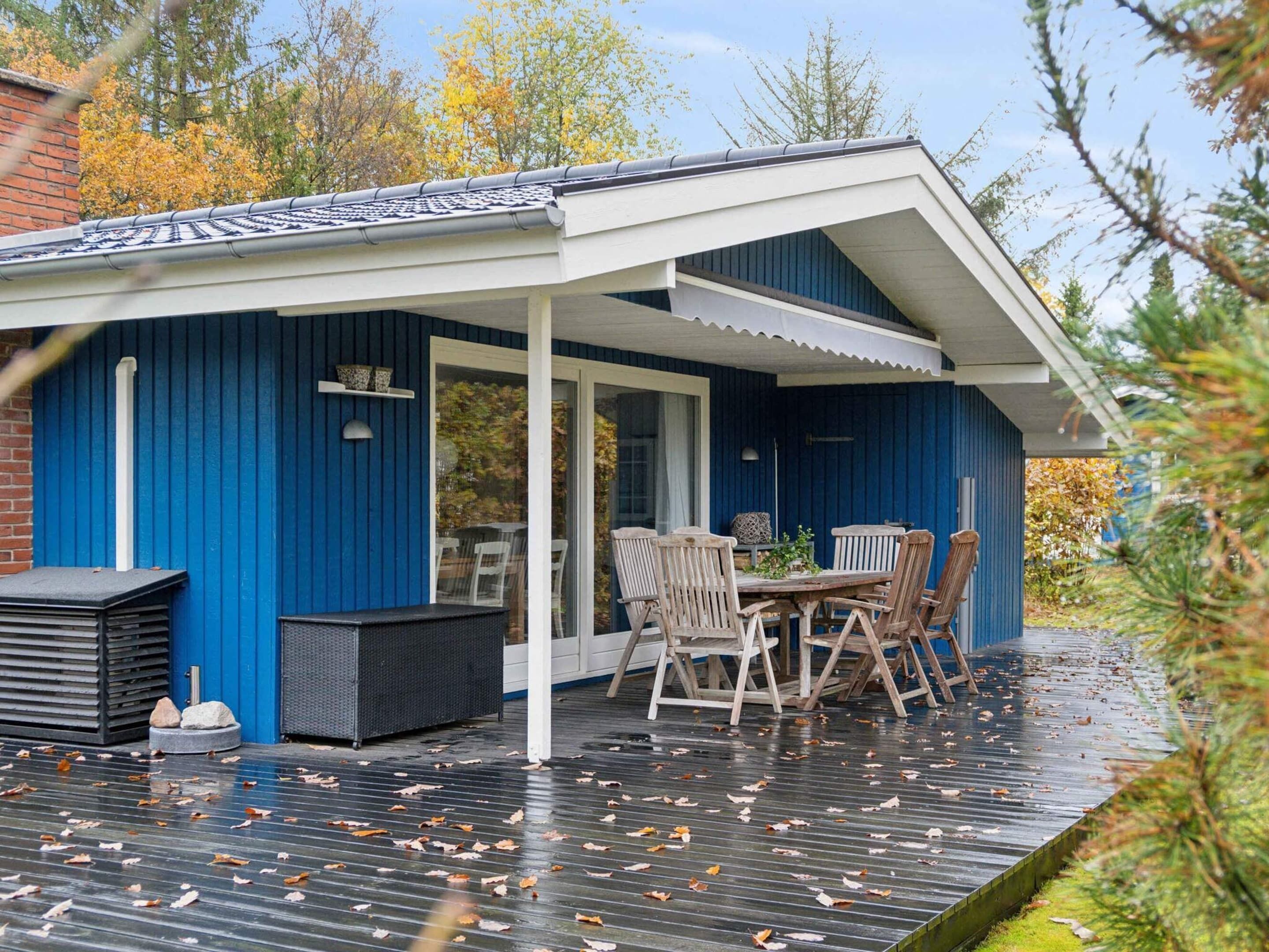 House | Outdoor dining