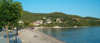 Hotel Delfini – Seaside Family Room, Menidi