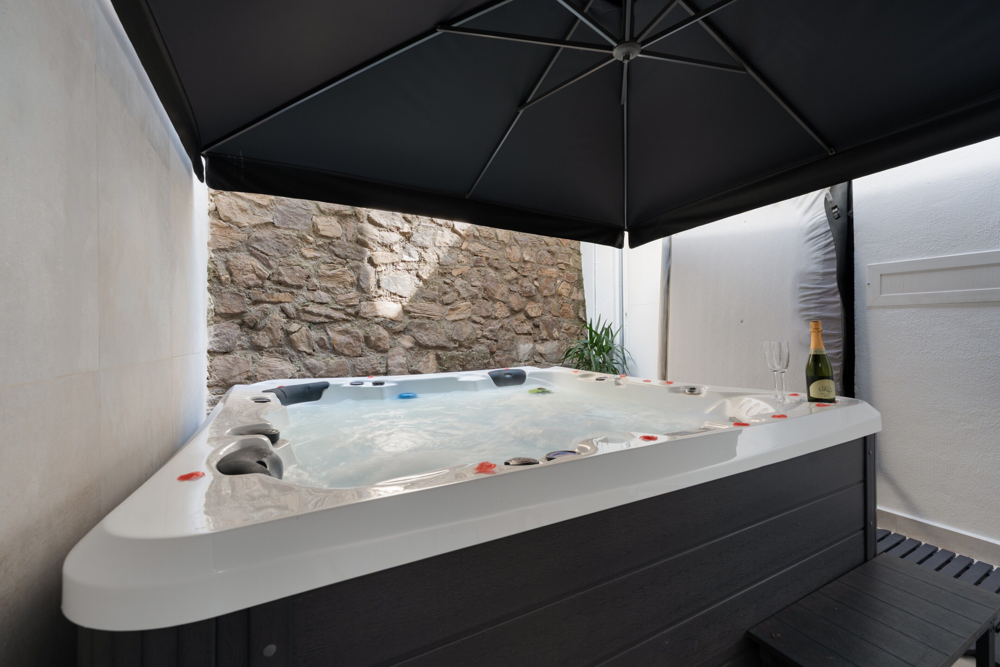 室内 SPA 浴缸