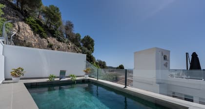 Rocio Double Room with Whirlpool Bath