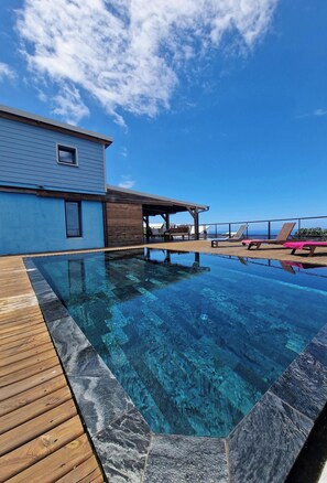Outdoor pool - La Case Bleue (Les Avirons)