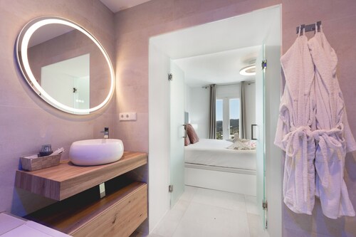 Chambre Isabel Vue Montagne avec Double Baignoire Balnéo