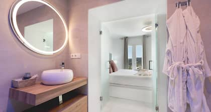 Chambre Isabel Vue Montagne avec Double Baignoire Balnéo