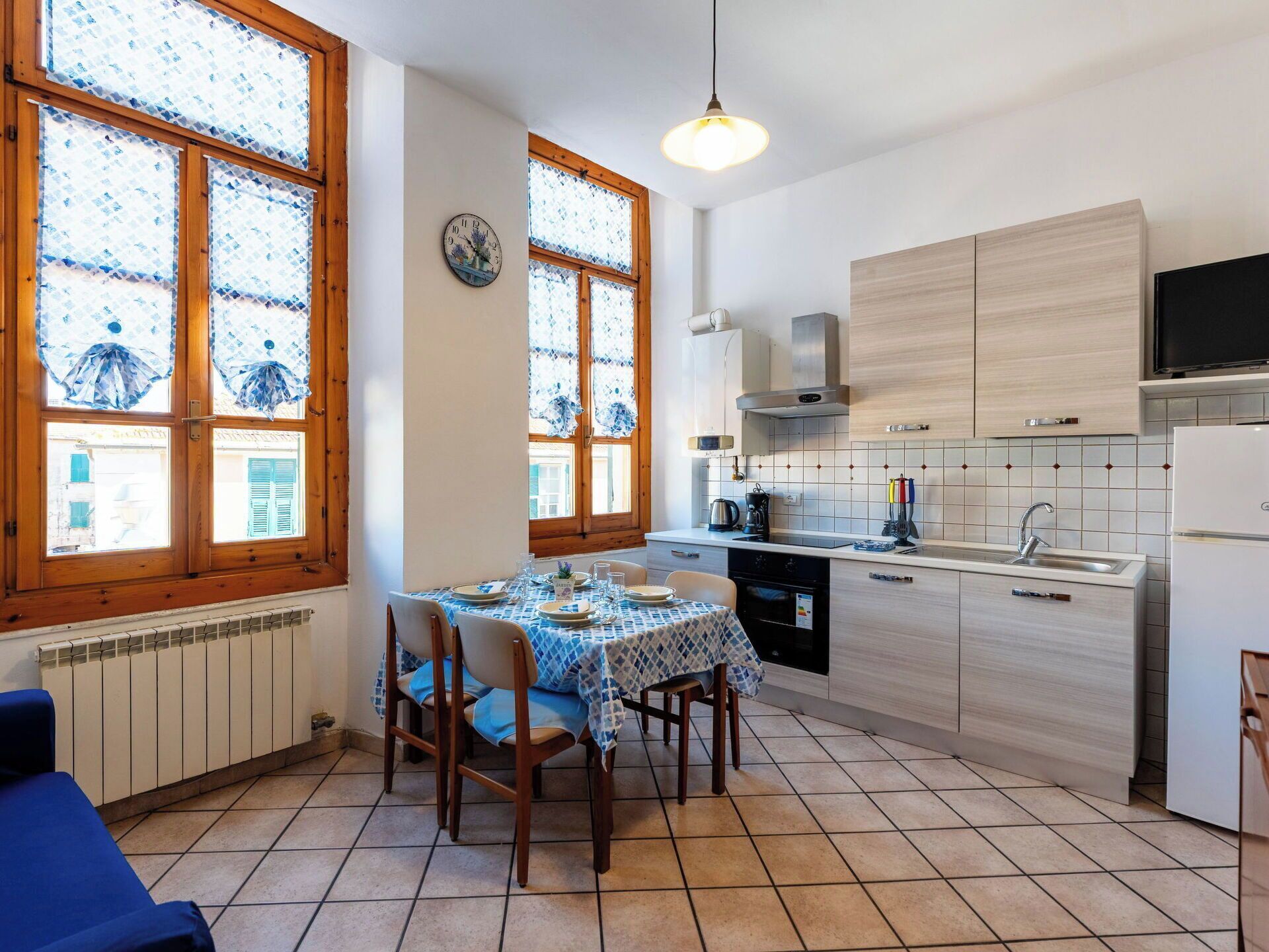 Oven, highchair