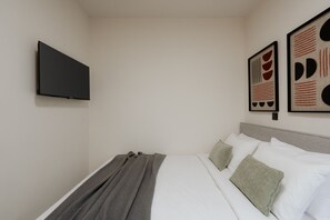 1 bedroom, iron/ironing board, free WiFi, bed sheets - LIV - Comfortable Athens Studio S8-2C (Athens)