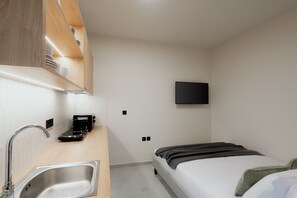 1 bedroom, iron/ironing board, free WiFi, bed sheets - LIV - Comfortable Athens Studio S8-2C (Athens)