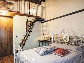 Free WiFi - Stunning  villa for 5 people with WIFI, pool, TV and pets allowed (Perugia)