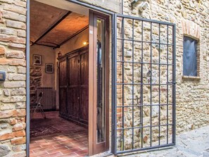 Exterior detail - Wonderful  villa for 5 people with pool, WIFI, TV and pets allowed (Perugia)