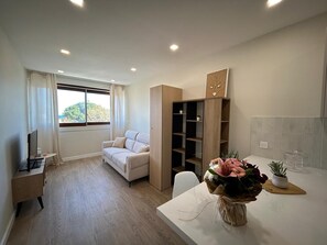 Living area - Beach 30m away! Ideal studio. Near Bastia (San-Martino-di-Lota)