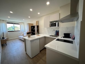 Private kitchen - Beach 30m away! Ideal studio. Near Bastia (San-Martino-di-Lota)