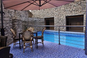 Unclassified image, 3 of 28, button - SIX DIAMOND HOTEL OPEBI (Lagos)