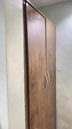 Superior Room | Interior - SIX DIAMOND HOTEL OPEBI (Lagos)