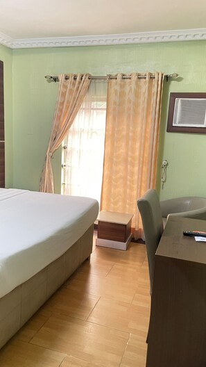 Luxury Room - SIX DIAMOND HOTEL OPEBI (Lagos)