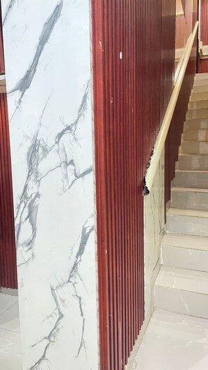 Interior - SIX DIAMOND HOTEL OPEBI (Lagos)