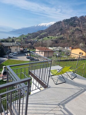 Terrace/patio - Well House (Vercana)