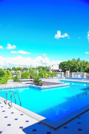 Indoor pool - SANAAN HOTEL DODOMA (Dodoma)