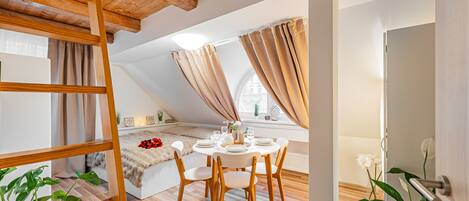 Comfort Apartment, 2 Bedrooms, Kitchen | Free WiFi