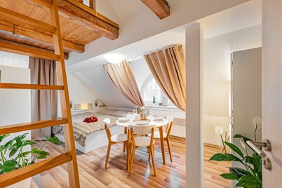 Karlsbad Apartments