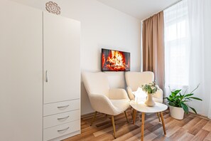 Căn hộ tiện nghi đơn giản, 1 phòng ngủ, bếp