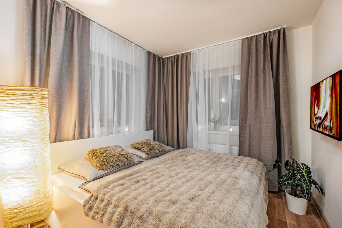 Căn hộ tiện nghi đơn giản, 1 phòng ngủ, bếp