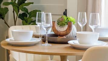 Couples’ dining
