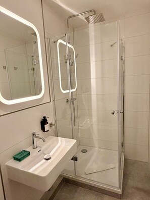 Bathroom - Coastal time - right on the beach! (Scharbeutz)