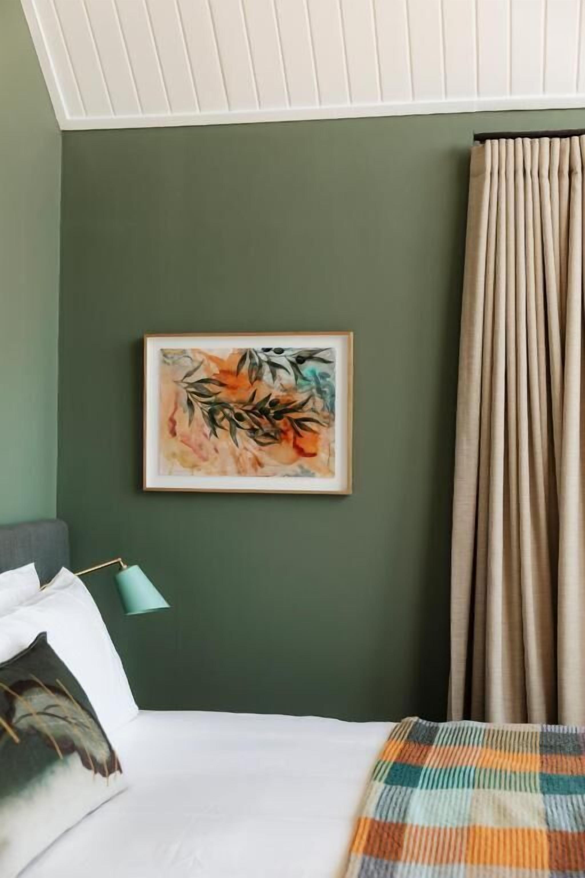 Hytte, terrasse, fjellutsikt