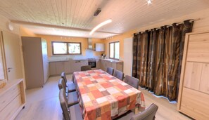 Dining - Luxury Chalet With Sauna in the Forest Near Durbuy (Durbuy)
