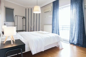 Iron/ironing board, WiFi, bed sheets - Modern Stylish 3Bd Balcony Retreat in Neo Irakleio (Iraklio)