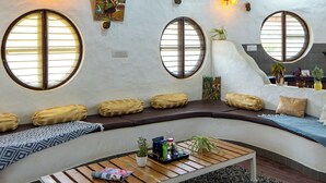 Sınıflandırılmamış resim, 93 üzerinden 2, düğme