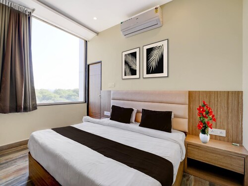 Townhouse Mahamrityunjay Dwar Ujjain