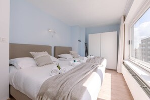 2 bedrooms, iron/ironing board, travel cot, WiFi - Casiola - Corner apartment with spectacular sea vi (Middelkerke)