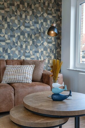 TV, offices - Casiola - Cosy apartment with vintage interior (De Haan)