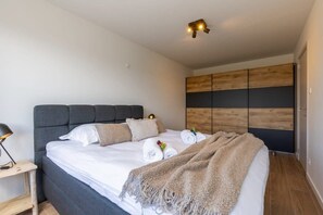 2 bedrooms, travel cot, WiFi, bed sheets - Casiola - Cosy apartment with vintage interior (De Haan)
