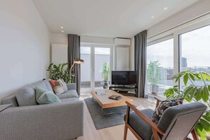 TV, offices