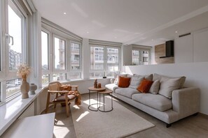 TV, offices - Casiola - Bright modern apartment close to the cas (Oostende)