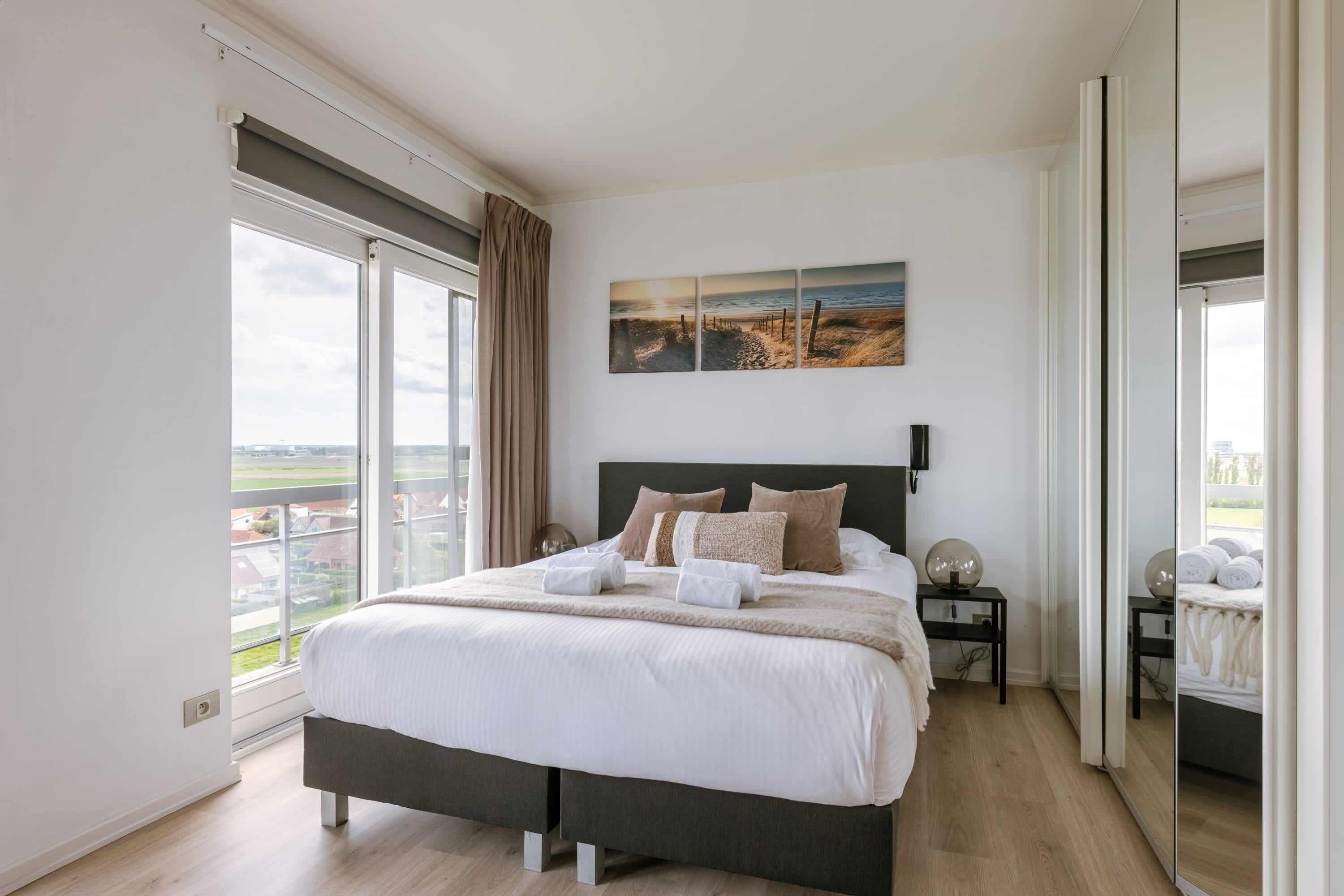 3 habitaciones, tabla de planchar con plancha, cuna de viaje y wifi 