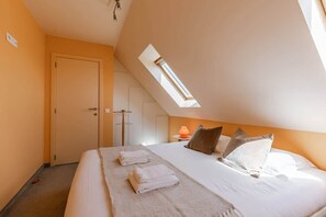 2 bedrooms, WiFi, bed sheets - Apartment with sunny terrace and parking (Blankenberge)