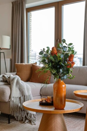 TV, offices - Casiola - Family apartment located by the sea (Oostende)