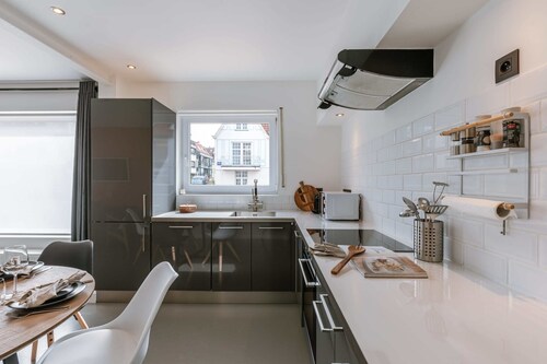 Knokke retreat near the coast w/ full kitchen