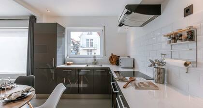 Knokke retreat near the coast w/ full kitchen