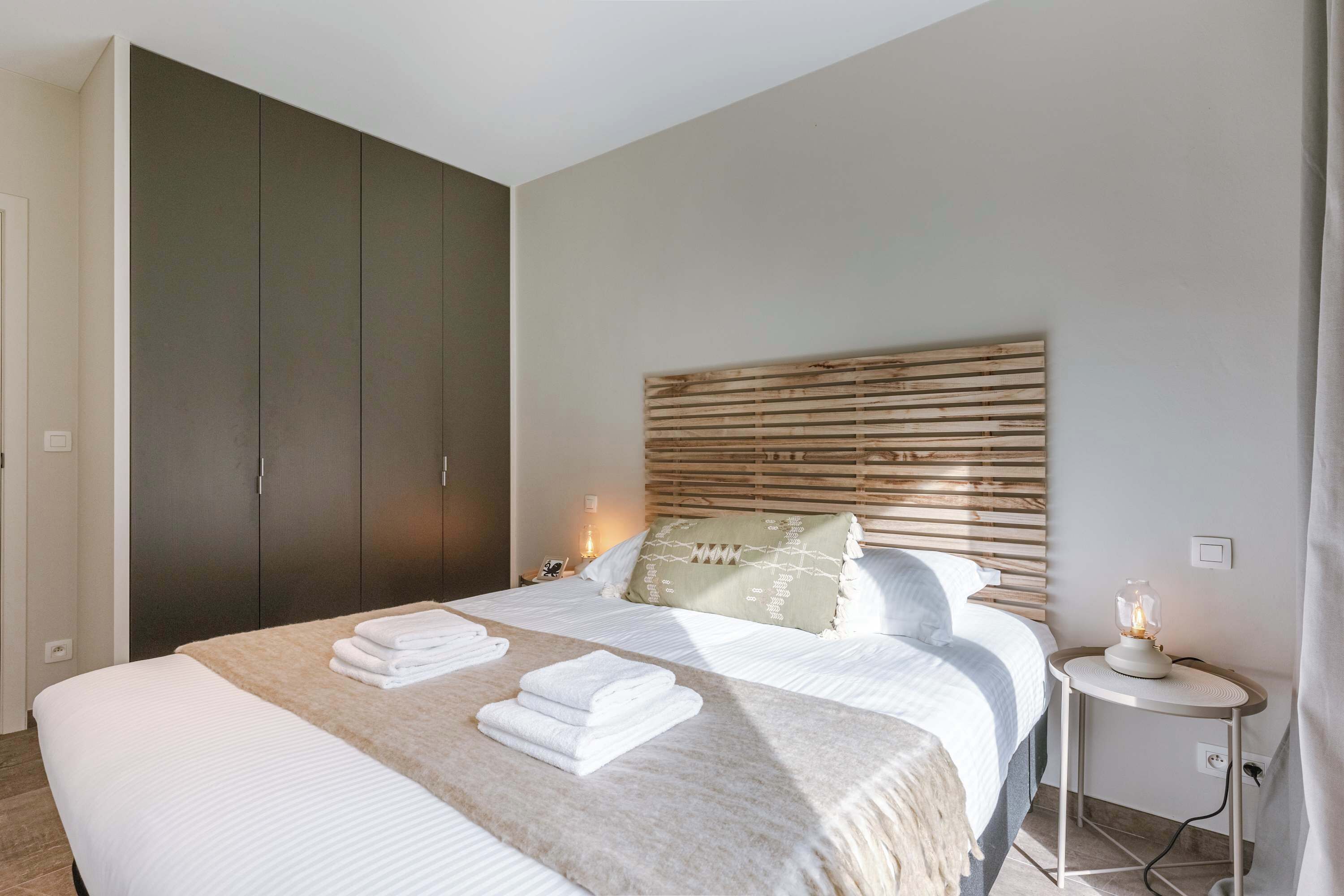 3 chambres, lit parapluie, Wi-Fi, draps fournis