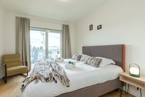2 chambres, lit parapluie, Wi-Fi, draps fournis